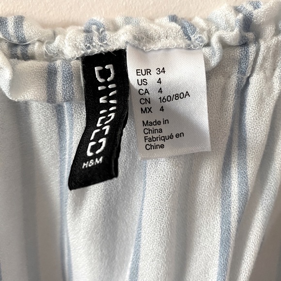 H&M Off The Shoulder Blouse - Picture 2 of 2